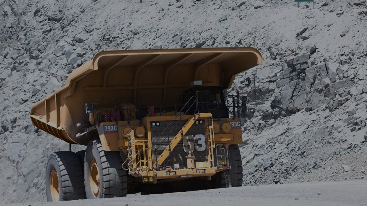 Copper mine · ~3,000 m altitude, fire-suppression piping