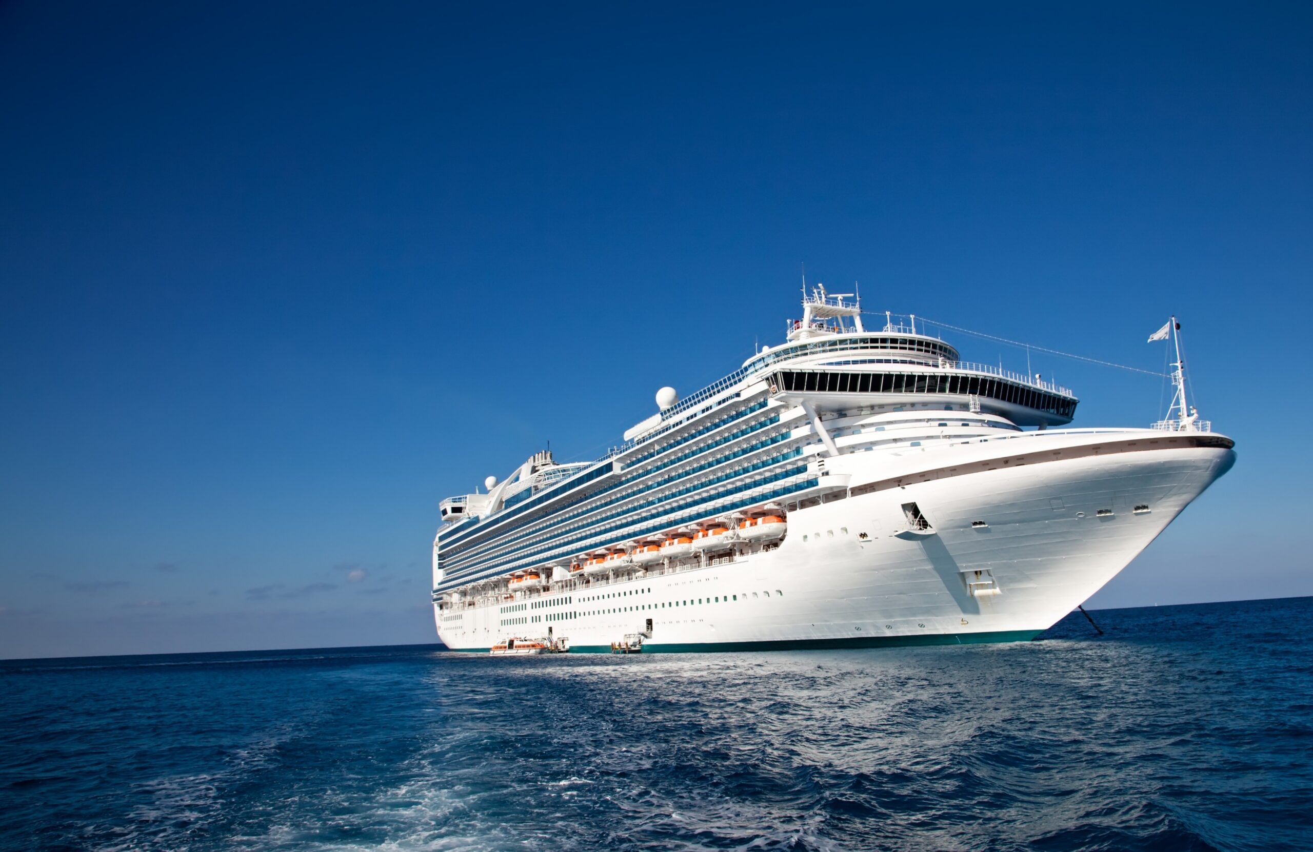 LNG-fueled cruise ship · below-deck fuel lines